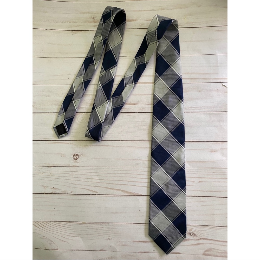 Brooks Brothers Silk Blue Silver Tie